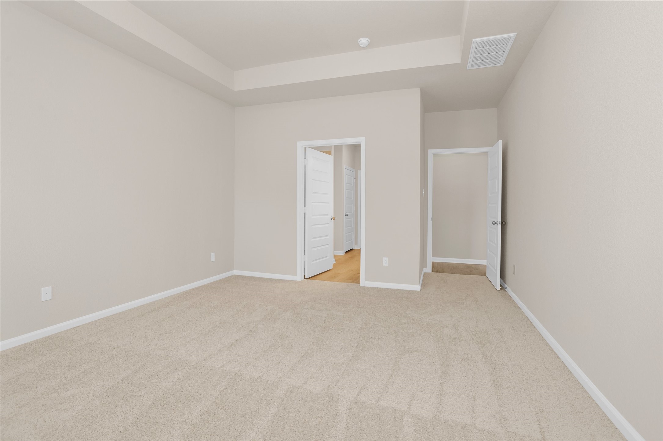 9749 Enclave Ridge Road Willis, TX 77318 - Photo 15 of 29 Primary Bedroom first floor.