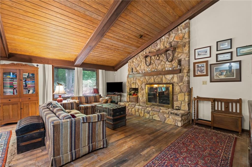 5718 Oak Tree Road Greensboro, NC 27455 - Photo 12 of 40