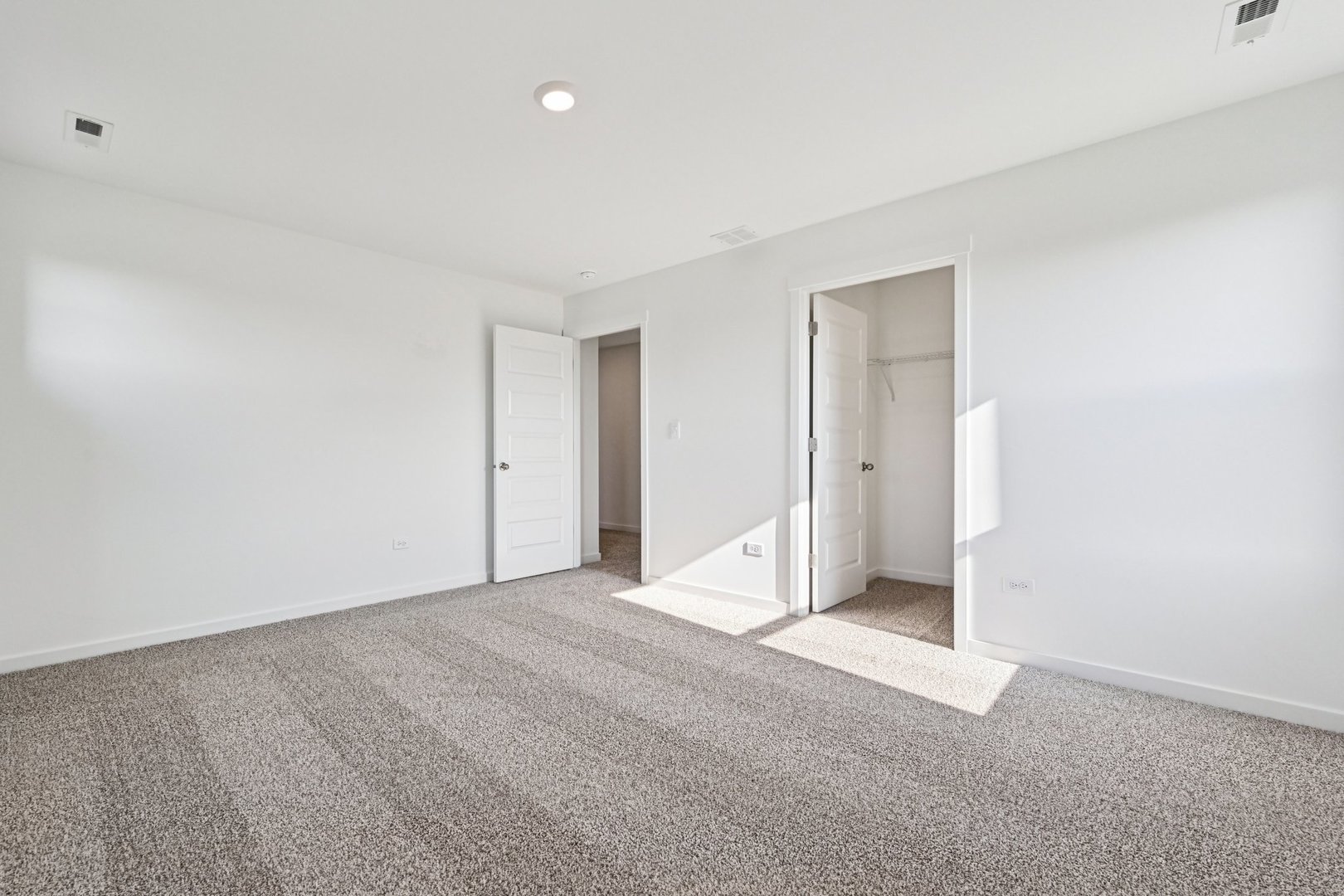 6722 Applegate Drive Plainfield, IL 60586 - Photo 26 of 45 a view of empty room
