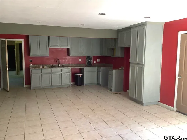 $200,000 | 610 Cr 4045 Cookville Tx 75558, Mount Pleasant, TX 75455