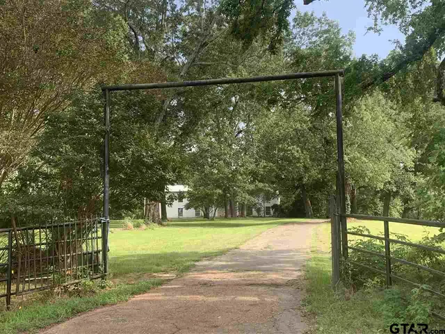 $200,000 | 610 Cr 4045 Cookville Tx 75558, Mount Pleasant, TX 75455
