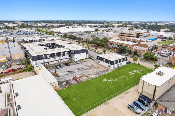 $365,000 | 0 Edenborn Avenue, Metairie, LA 70002