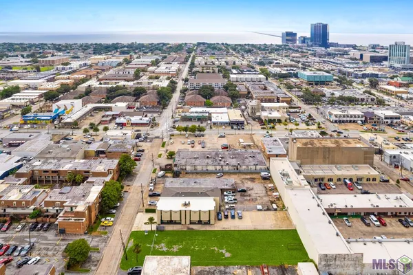 $365,000 | 0 Edenborn Avenue, Metairie, LA 70002