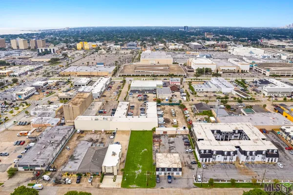 $365,000 | 0 Edenborn Avenue, Metairie, LA 70002