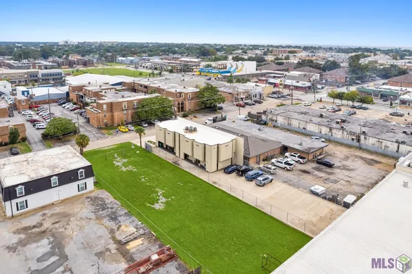 $365,000 | 0 Edenborn Avenue, Metairie, LA 70002