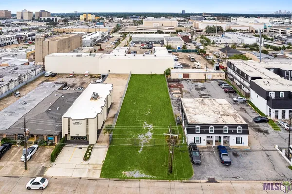 $365,000 | 0 Edenborn Avenue, Metairie, LA 70002