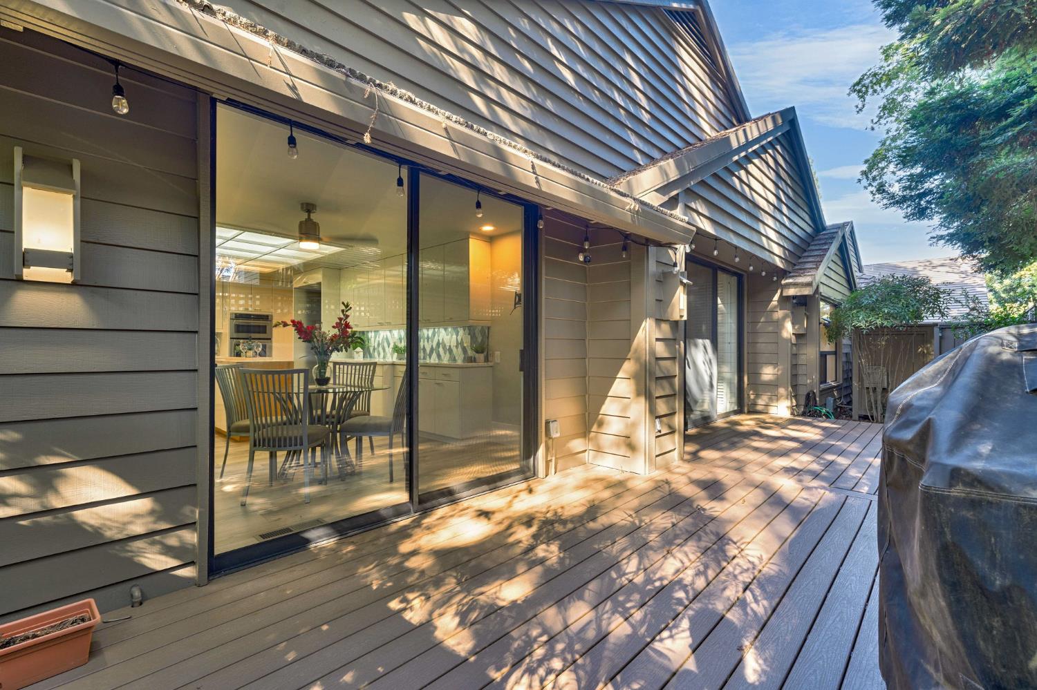 7529 Pineridge Road Fair Oaks, CA 95628 - Photo 46 of 62 a view of outdoor space