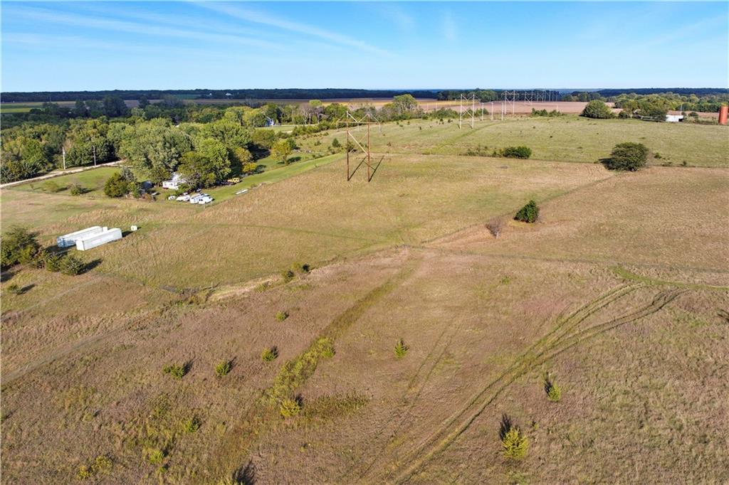 1369 North 550 Road Baldwin City, KS 66006 - Photo 12 of 31