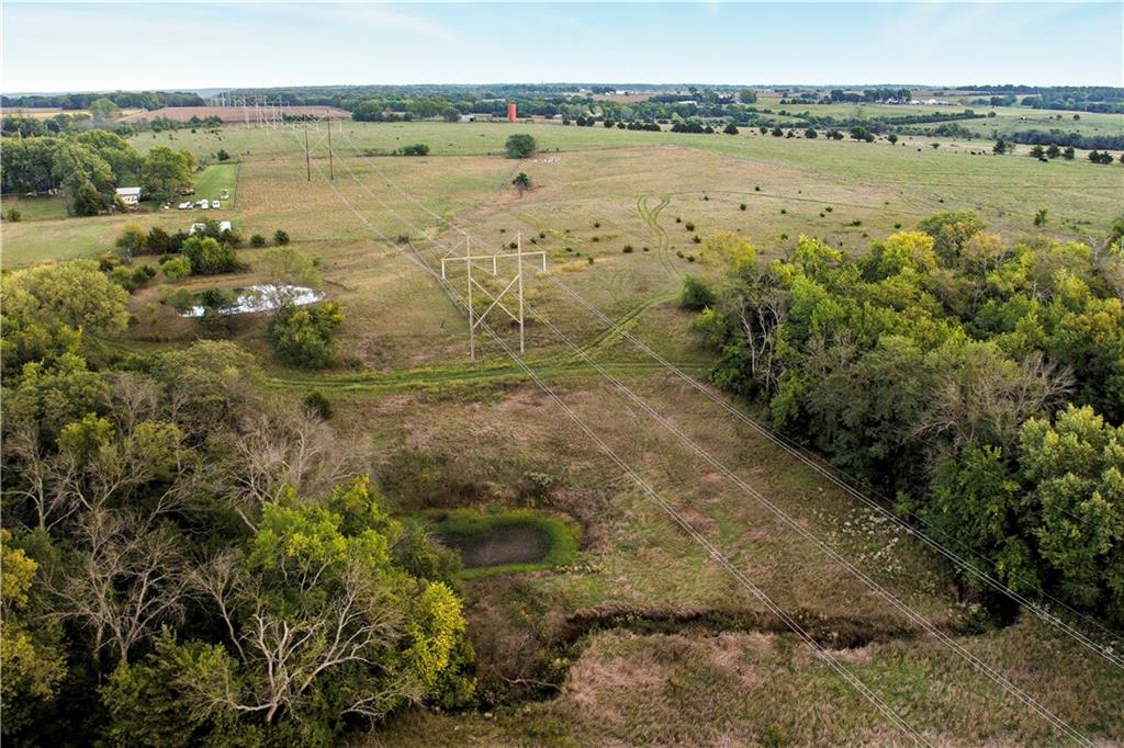 1369 North 550 Road Baldwin City, KS 66006 - Photo 25 of 31