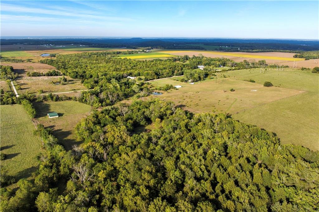 1369 North 550 Road Baldwin City, KS 66006 - Photo 6 of 31