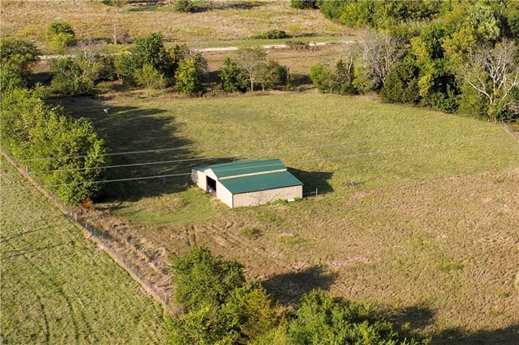 1369 North 550 Road Baldwin City, KS 66006 - Photo 7 of 31