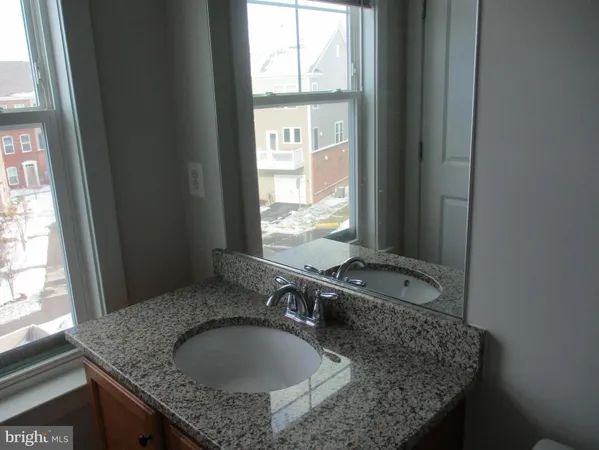 $2,800 | 3354 Provider Way, Germantown, MD 20874