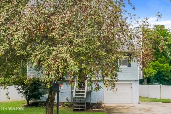 $1,945 | 5821 Whisper Wood Road, Knoxville, TN 37918