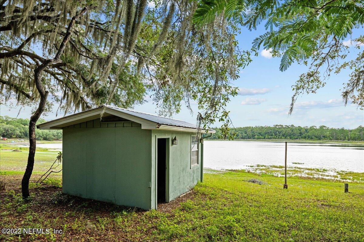 7841 Twin Lakes Road Keystone Heights, FL 32656 - Photo 8 of 29 08-JWLeePhoto-4775