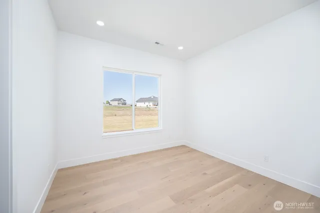 $1,149,950 | 6773 Road E Northeast, Moses Lake, WA 98837