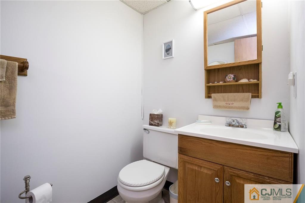 309 Amboy Road Old Bridge, NJ 07747 - Photo 20 of 25 Gallery Image 20