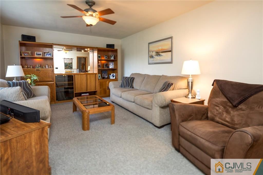 309 Amboy Road Old Bridge, NJ 07747 - Photo 4 of 25 Gallery Image 4