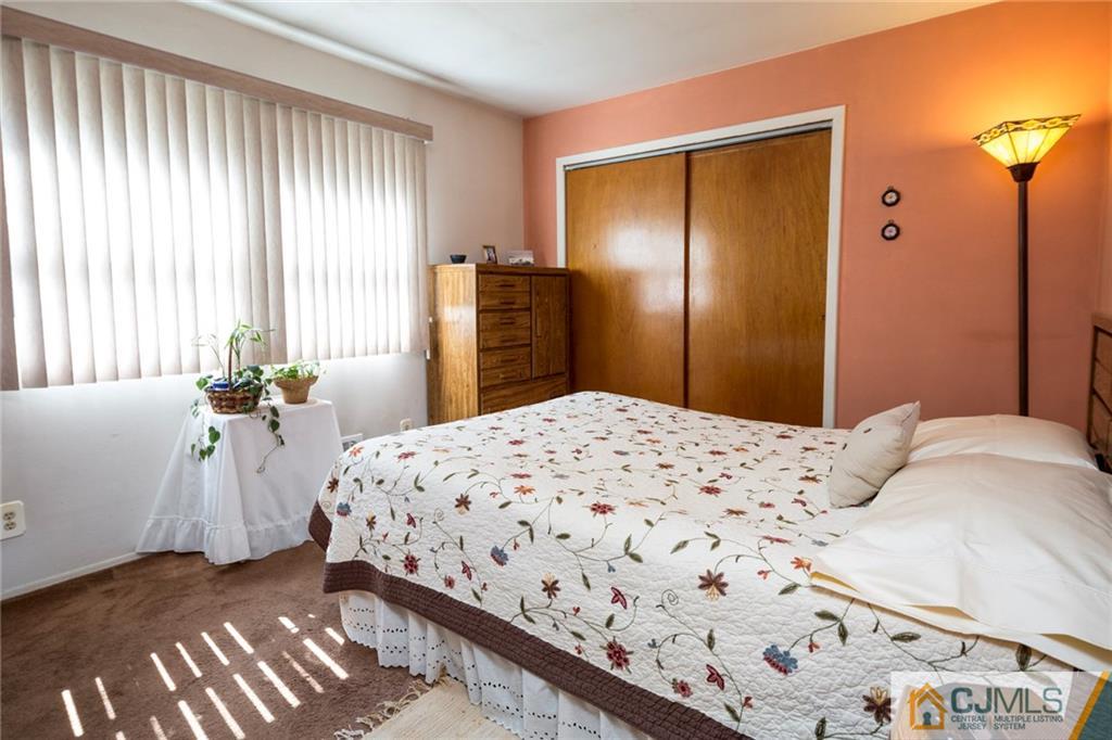 309 Amboy Road Old Bridge, NJ 07747 - Photo 10 of 25 Gallery Image 10