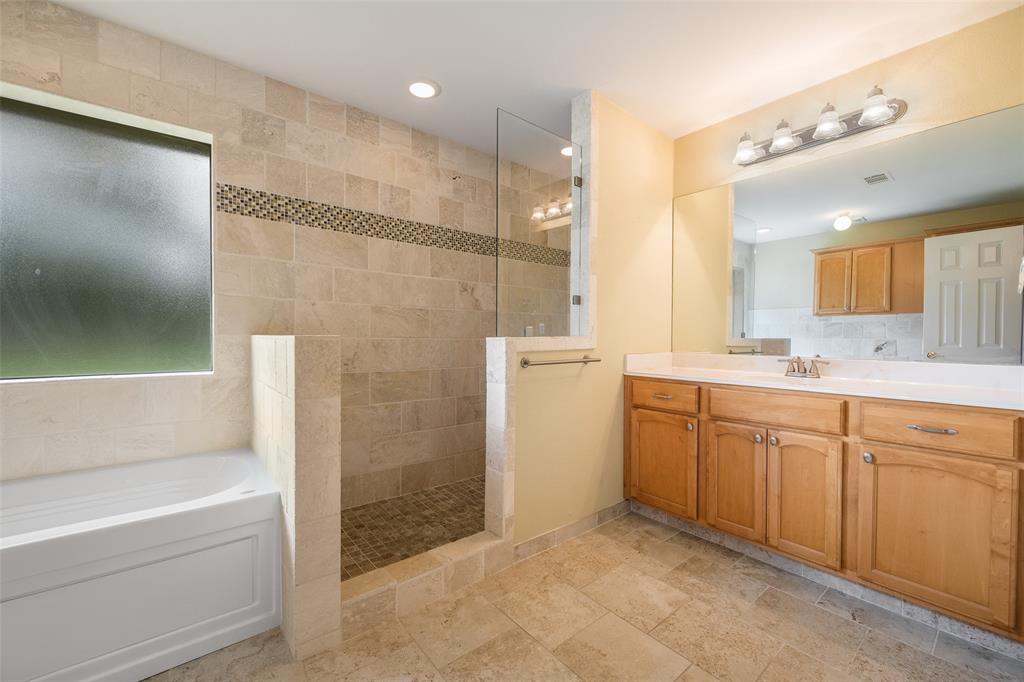 109 Castlewood Road Enchanted Oaks, TX 75156 - Photo 21 of 33