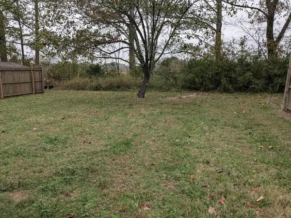 $1,295 | 413 Shawnee Drive, Columbia, TN 38401