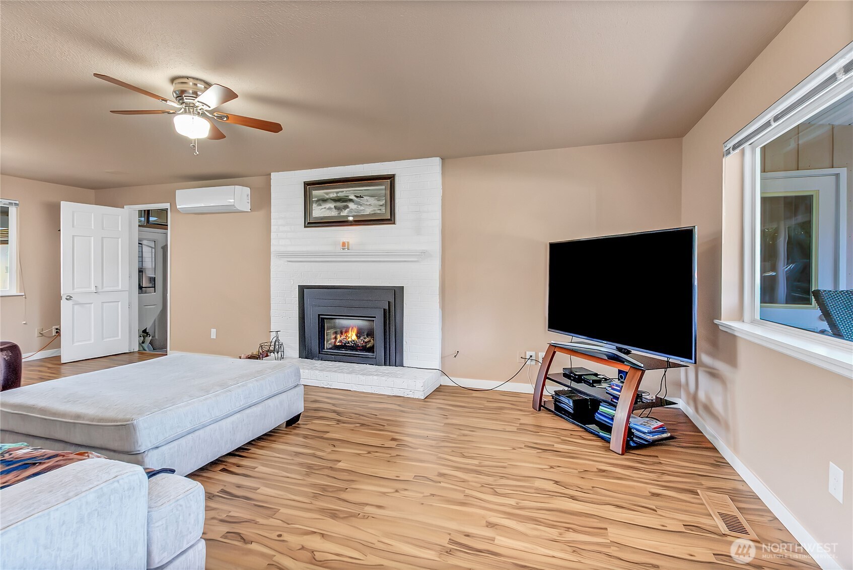 6123 Fairlawn Road Southwest Lakewood, WA 98499 - Photo 3 of 22 Gallery Image 3