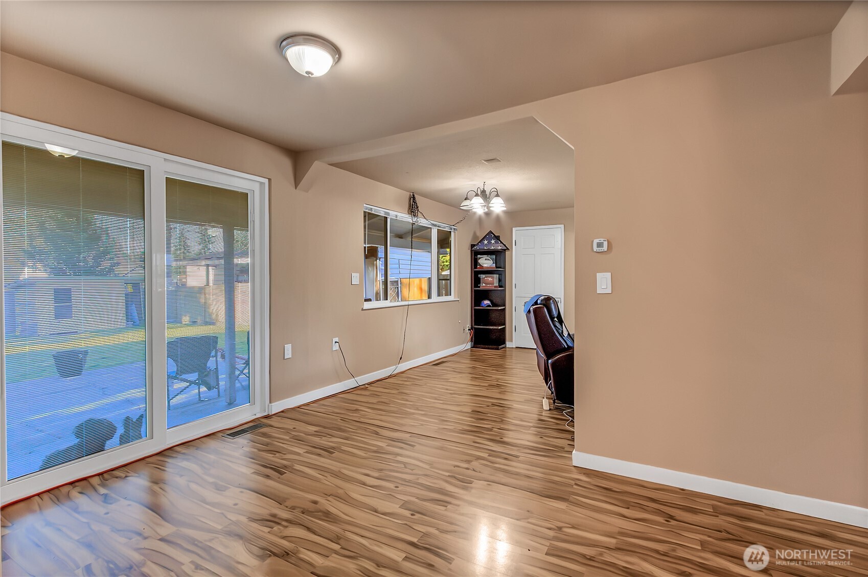 6123 Fairlawn Road Southwest Lakewood, WA 98499 - Photo 8 of 22 Gallery Image 8