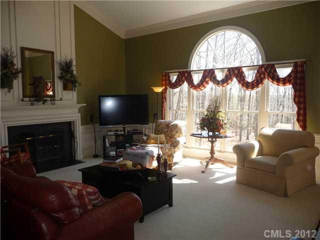 5000 Ridgetop Trail Charlotte, NC 28215 - Photo 5 of 16 Gallery Image 5