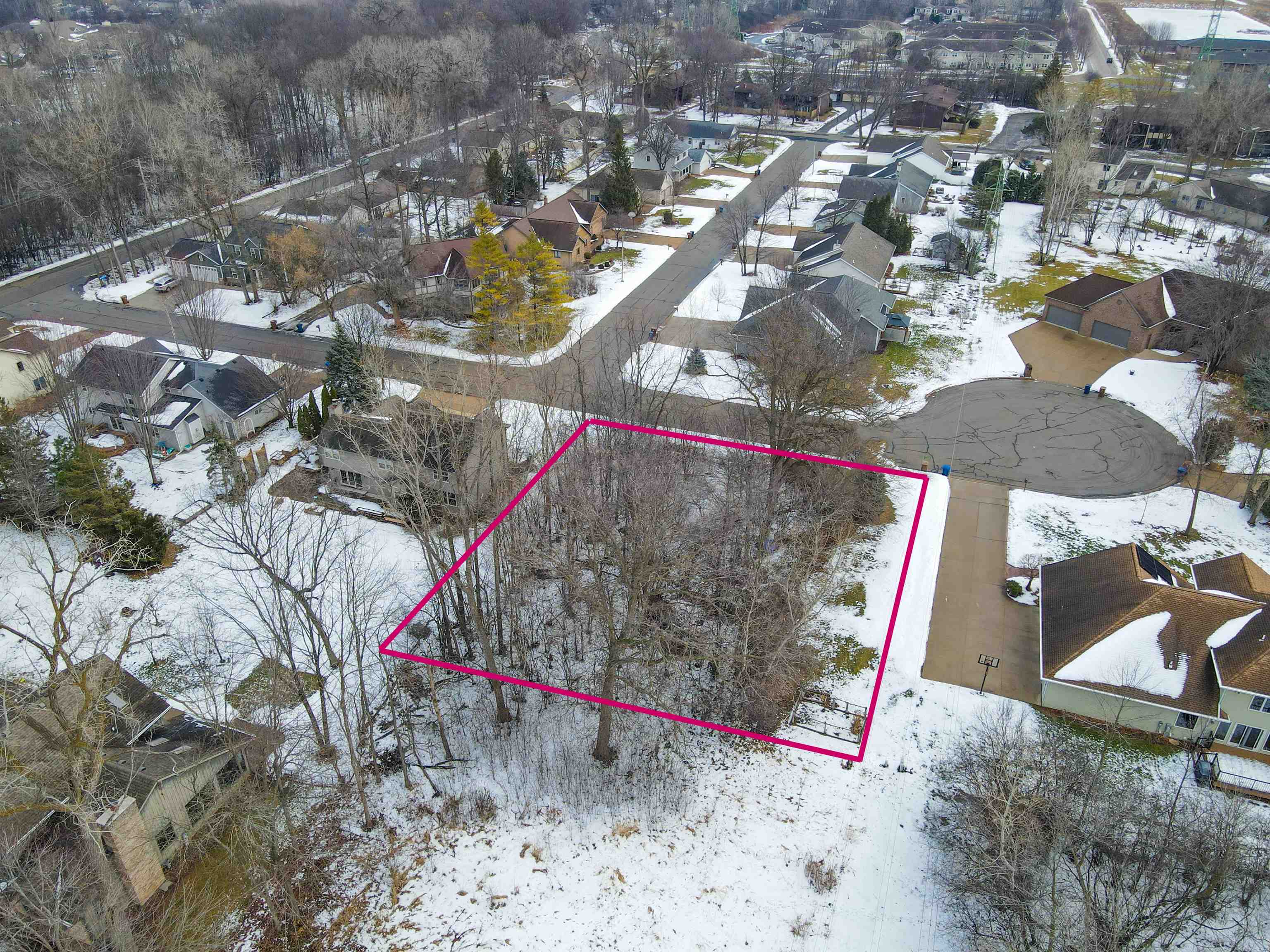 1786 Emerald Court, Unit 28 Menasha, WI 54952 - Photo 3 of 3