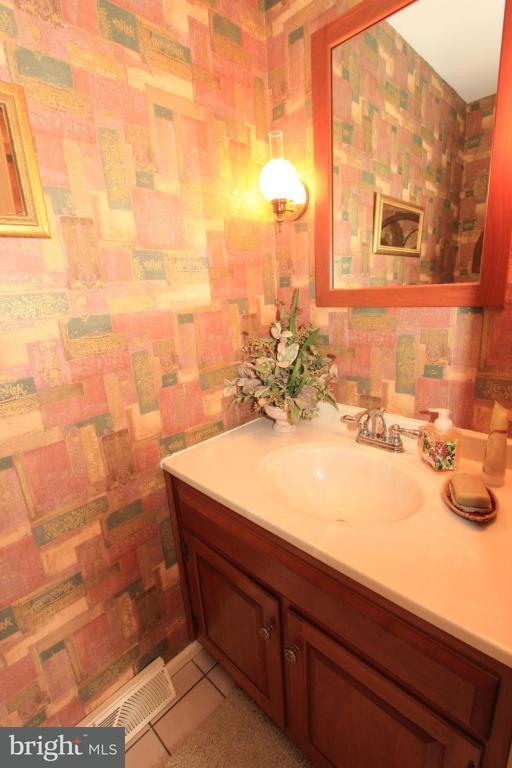 612 Becker Drive Lititz, PA 17543 - Photo 40 of 48