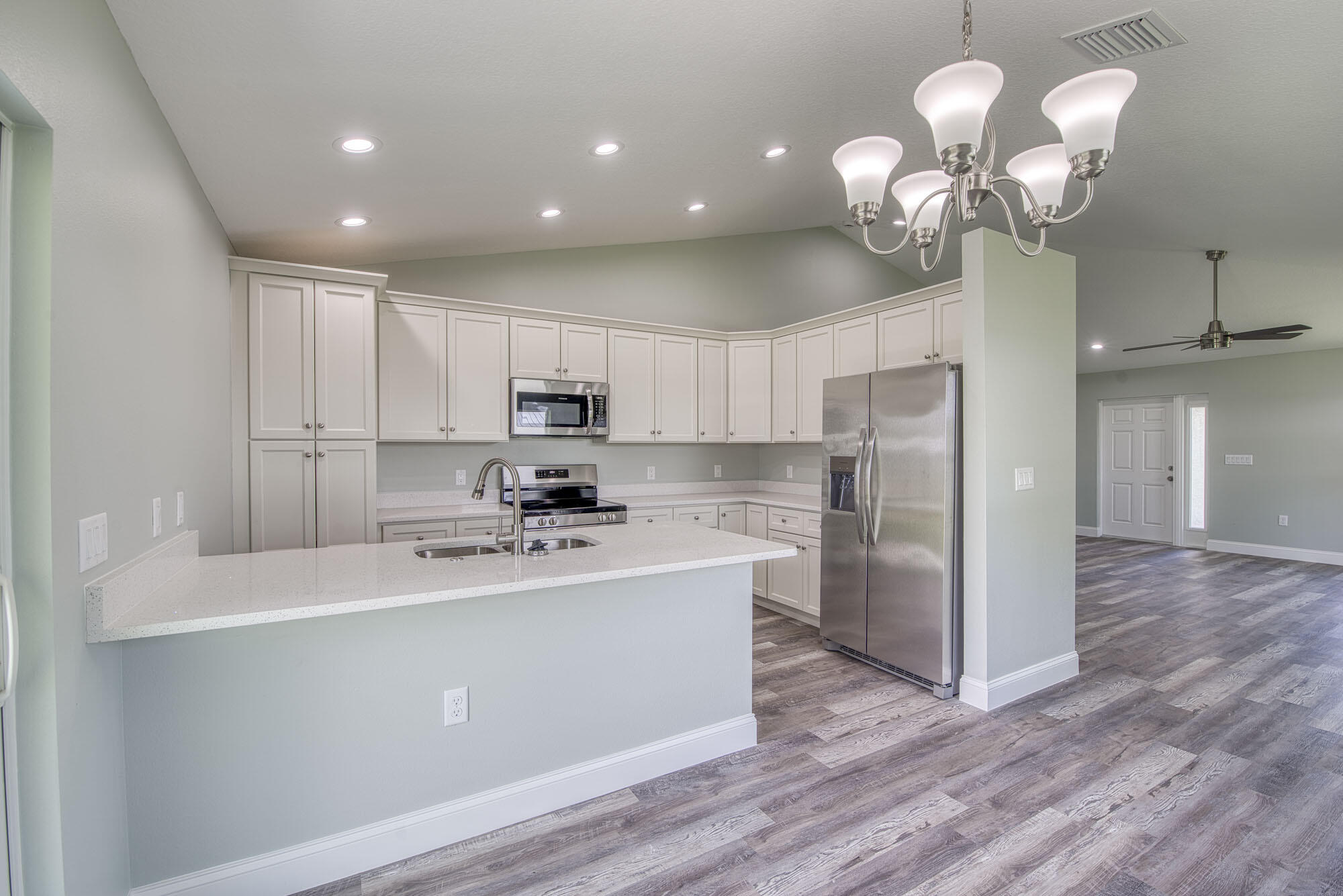 5103 Southeast 43rd Trace Okeechobee, FL 34974 - Photo 8 of 24 _IMG8345_HDR