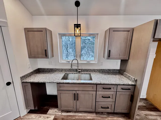 $474,900 | 7 Hardwood Lane, Oakland, ME 04963