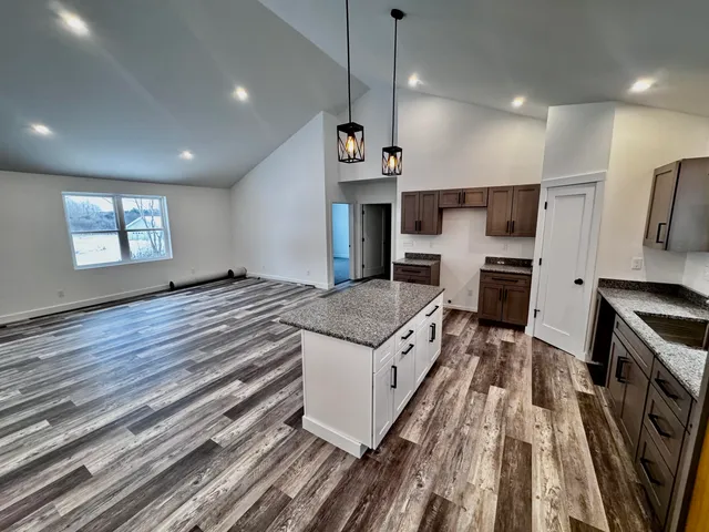 $474,900 | 7 Hardwood Lane, Oakland, ME 04963