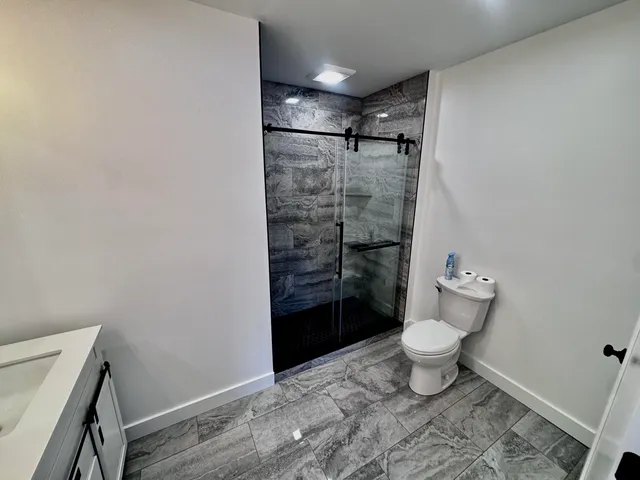 $474,900 | 7 Hardwood Lane, Oakland, ME 04963