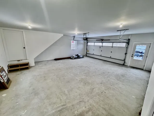 $474,900 | 7 Hardwood Lane, Oakland, ME 04963