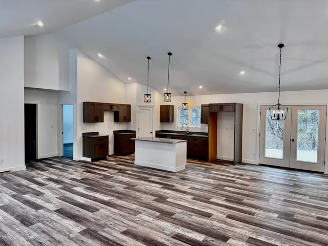 $474,900 | 7 Hardwood Lane, Oakland, ME 04963