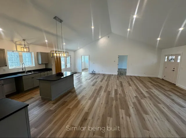 $474,900 | 7 Hardwood Lane, Fairfield, ME 04937