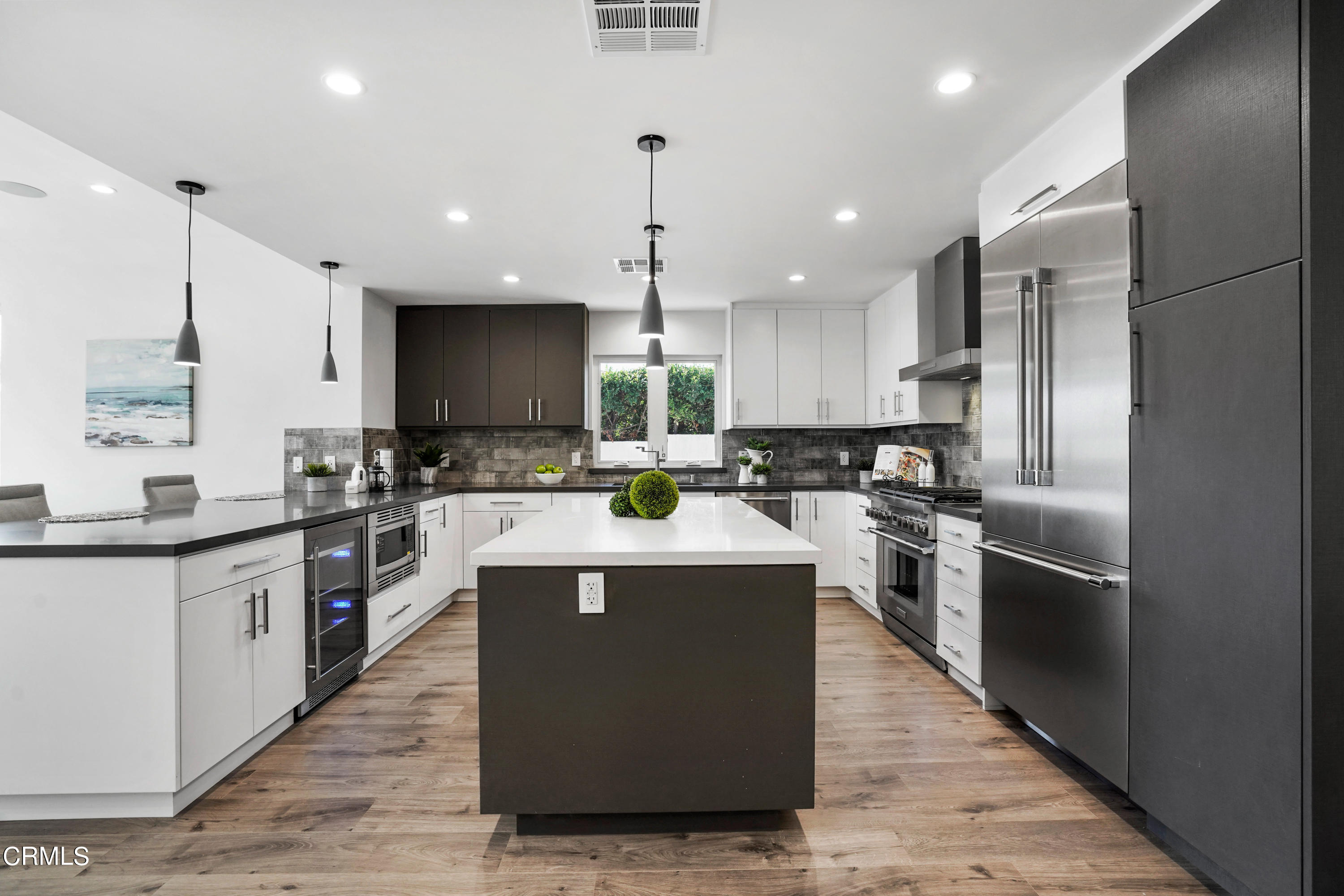 3590 Shadow Grove Road Pasadena, CA 91107 - Photo 9 of 45 DSC04879