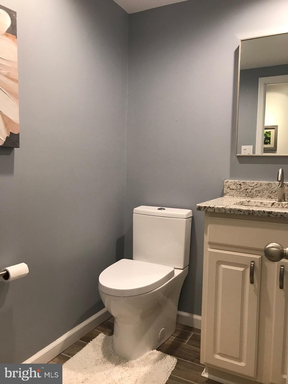 4836 King Solomon Drive Annandale, VA 22003 - Photo 18 of 21 Bath