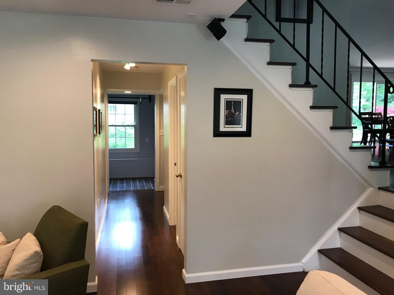 4836 King Solomon Drive Annandale, VA 22003 - Photo 9 of 21 Interior (General)