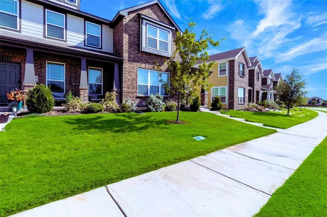 $2,250 | 1856 Indigo Lane, Crandall, TX 75114