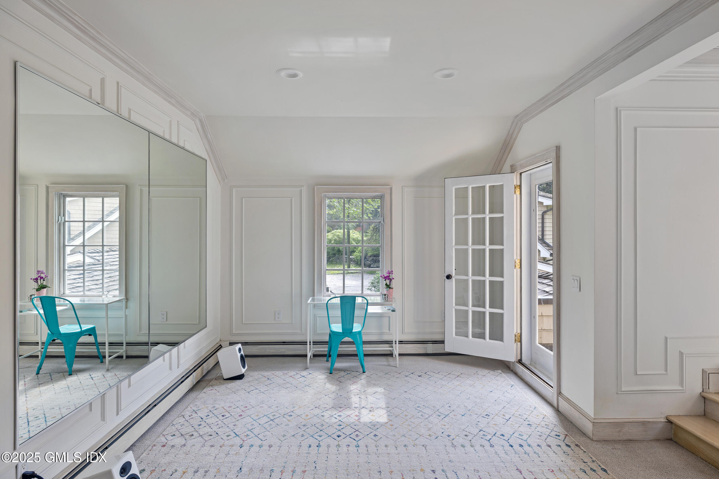 467 Laurel Road New Canaan, CT 06840 - Photo 40 of 50 a view of an empty room with a window