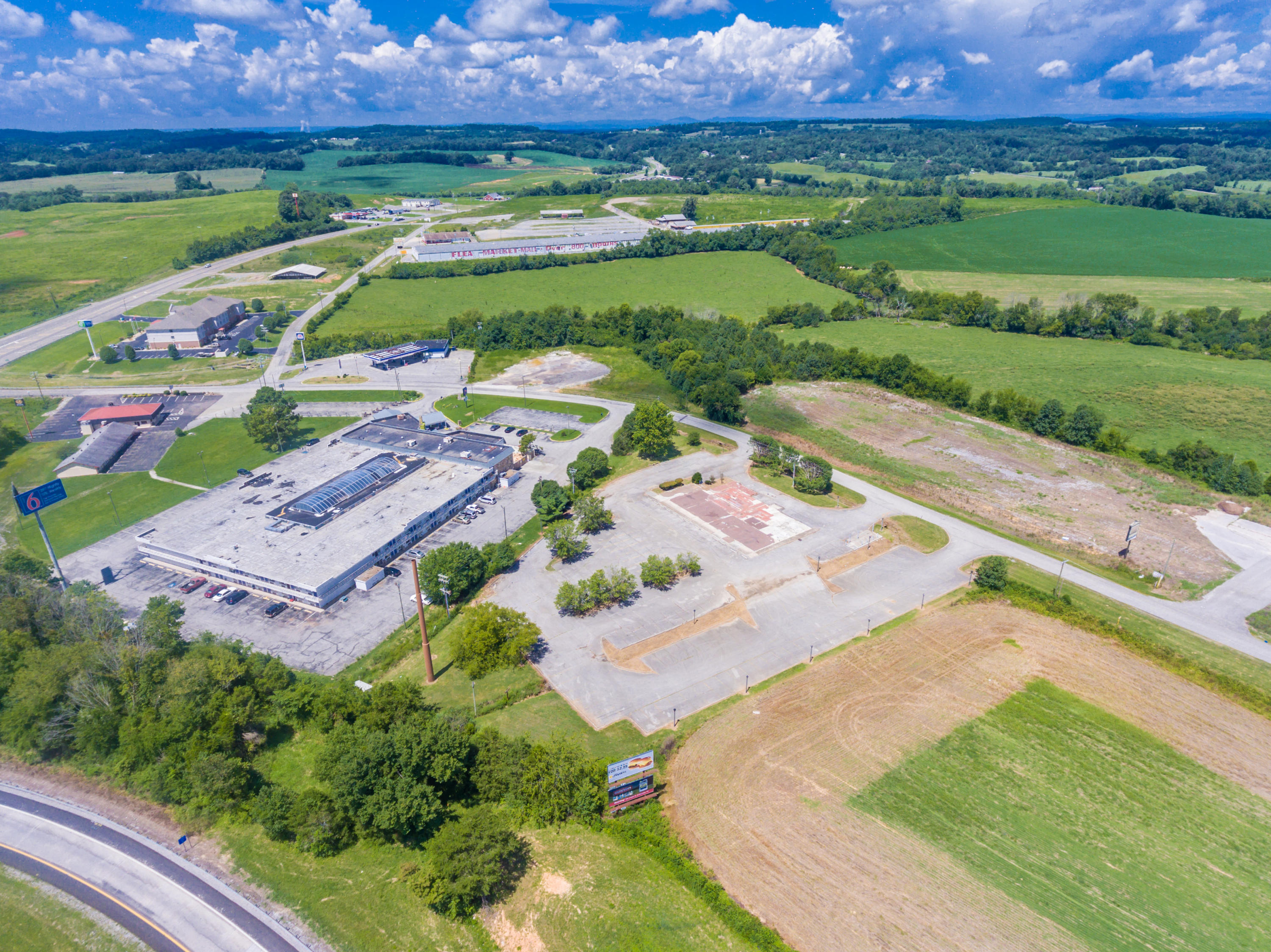 1391 Murrays Chapel Road Sweetwater, TN 37874 - Photo 7 of 18 1391MurraysChapelRd-7