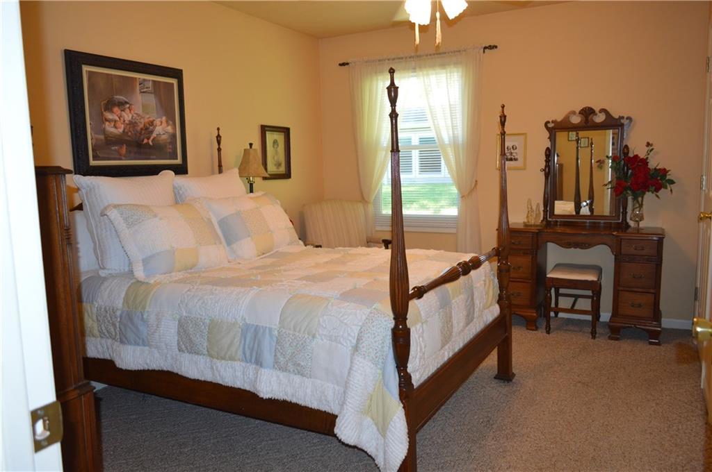 476 Ridgeview Circle South, Unit 476 Springfield, OH 45504 - Photo 10 of 13 Gallery Image 10