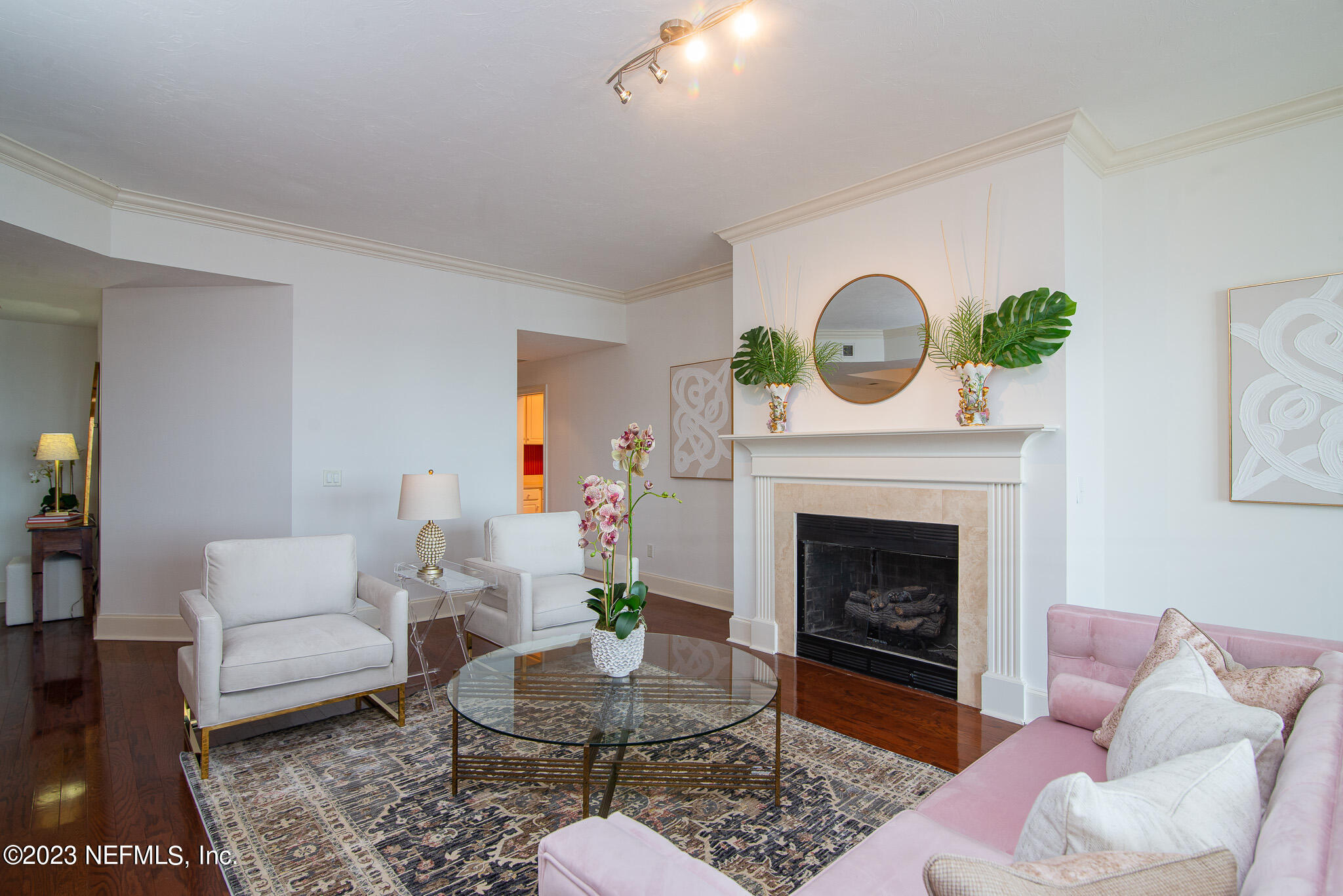 2358 Riverside Avenue, Unit 705 Jacksonville, FL 32204 - Photo 20 of 48 Living Room