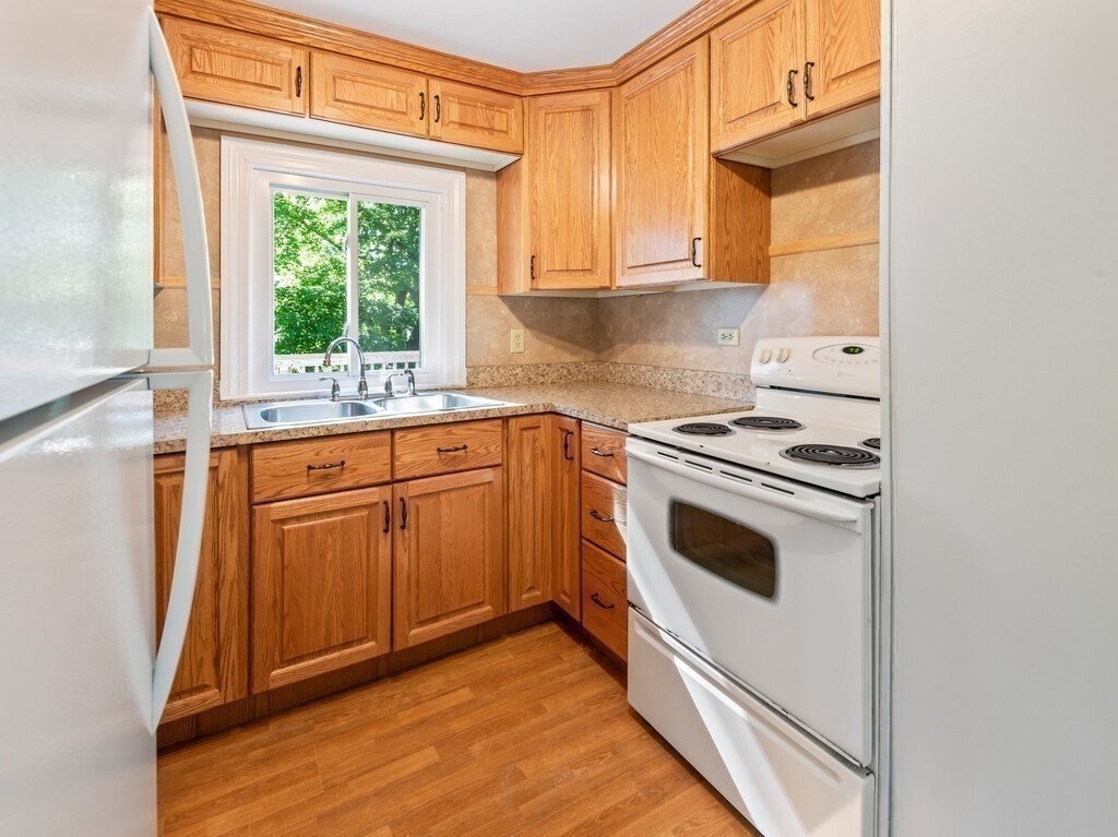 76 Robillard Street Gardner, MA 01440 - Photo 11 of 38