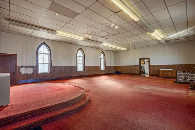 $169,900 | 8402 East County Road 200 South, New Point, IN 47240