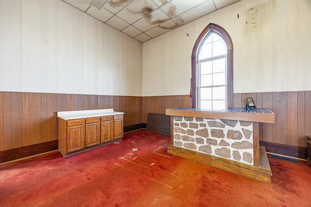 $169,900 | 8402 East County Road 200 South, New Point, IN 47240