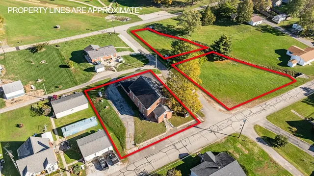 $169,900 | 8402 East County Road 200 South, New Point, IN 47240