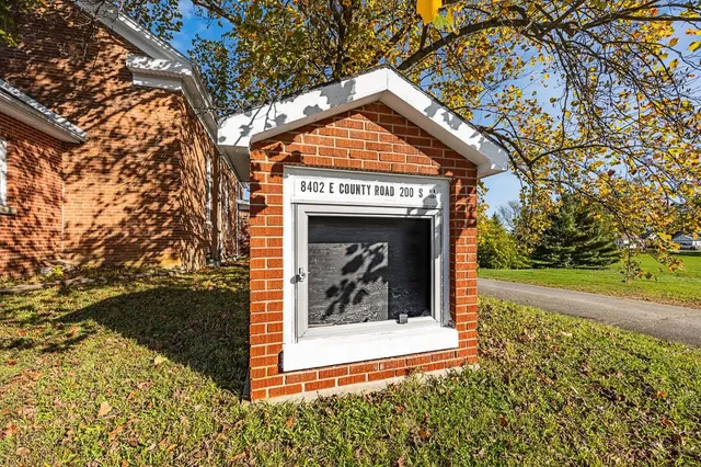 $169,900 | 8402 East County Road 200 South, New Point, IN 47240