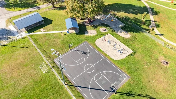 $159,900 | 8402 East County Road 200 South, New Point, IN 47240